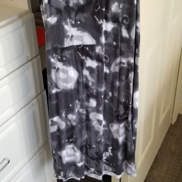 Simply Vera/Vera Wang Sleeveless Summer Dress - Picture 2 of 5